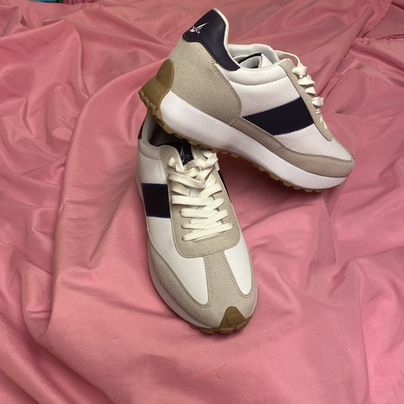 Women’s Nautica Sneakers with NAVTech Comfort - 10M - Picture 3 of 7